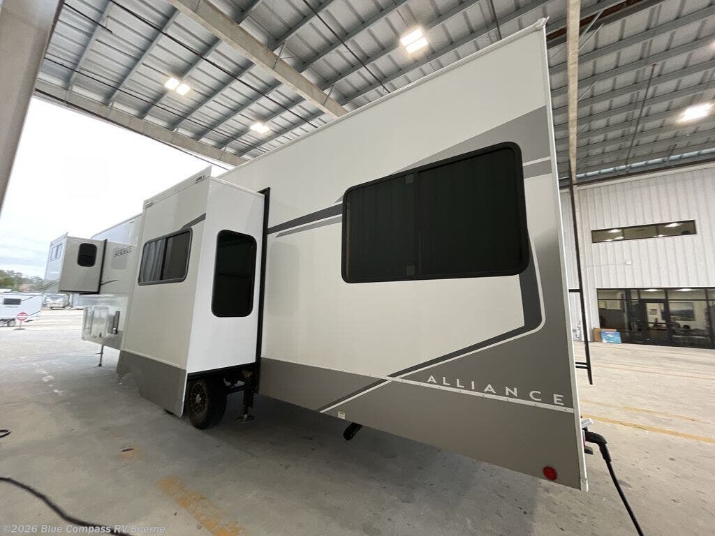 2026 Avenue 38DBL by Alliance RV from Blue Compass RV Boerne in Boerne, Texas