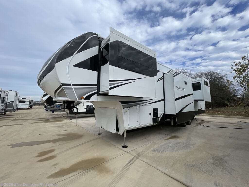 2026 Solitude 380FL by Grand Design from Blue Compass RV Boerne in Boerne, Texas