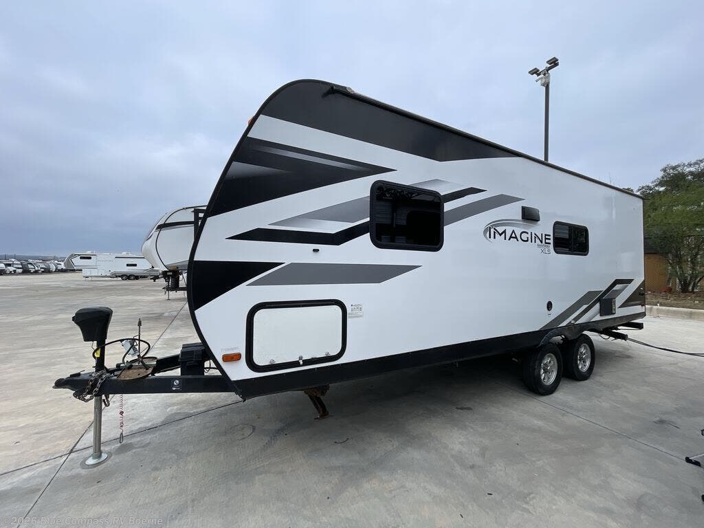 2022 Imagine XLS 22RBE by Grand Design from Blue Compass RV Boerne in Boerne, Texas