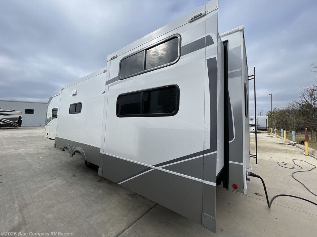 New 2026 Alliance RV Avenue 333BH available in Boerne, Texas