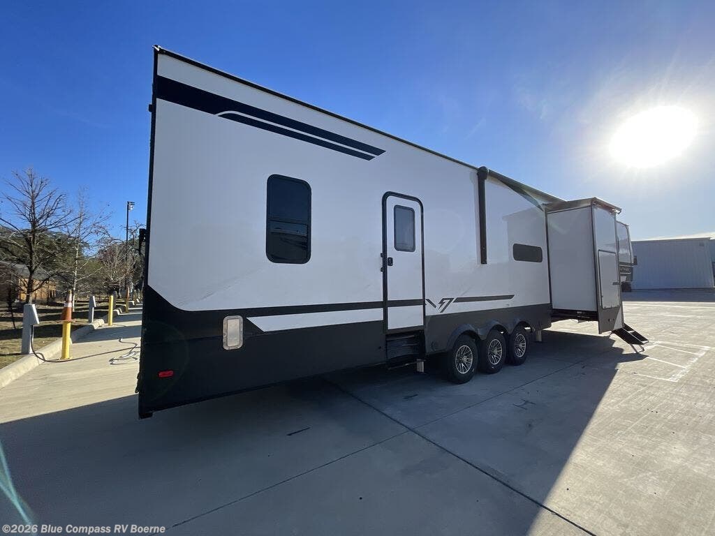 New 2026 Dutchmen Voltage V-Series 4250 available in Boerne, Texas