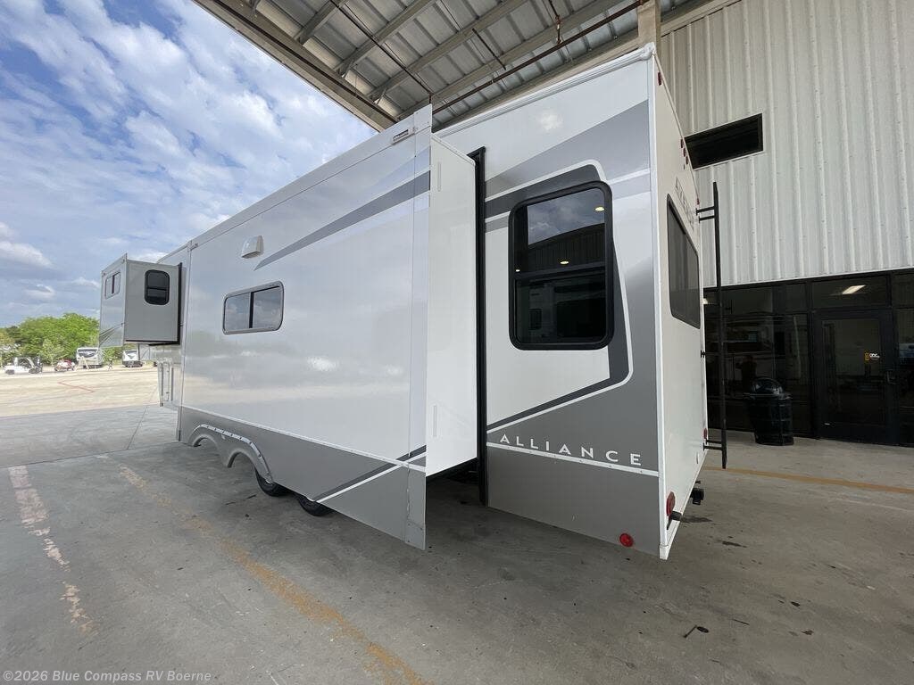 New 2026 Alliance RV Avenue 32RLS available in Boerne, Texas