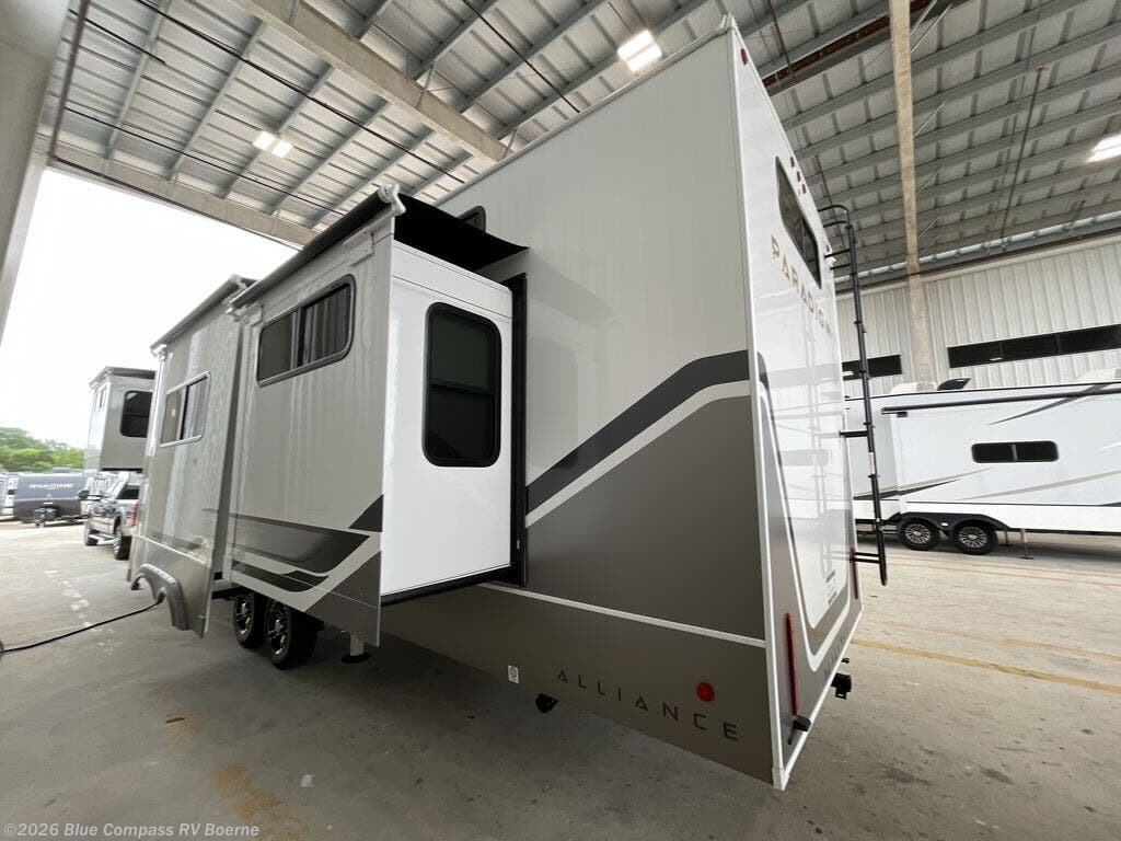 New 2026 Alliance RV Paradigm 395DS available in Boerne, Texas
