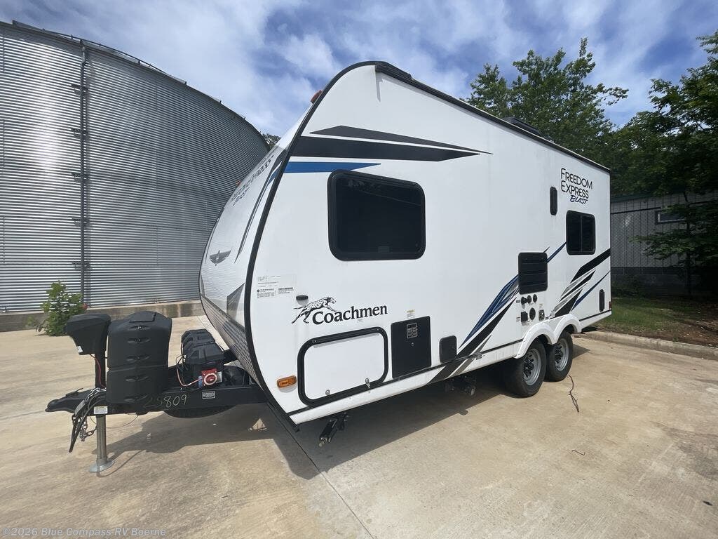 2023 Freedom Express Blast 17BLSE by Coachmen from Blue Compass RV Boerne in Boerne, Texas