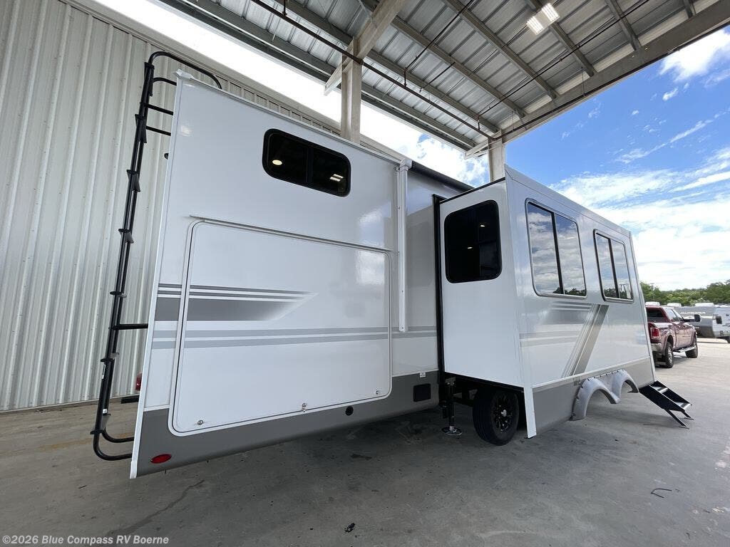 New 2027 Heartland Sundance Ultra-Lite 31BROK available in Boerne, Texas