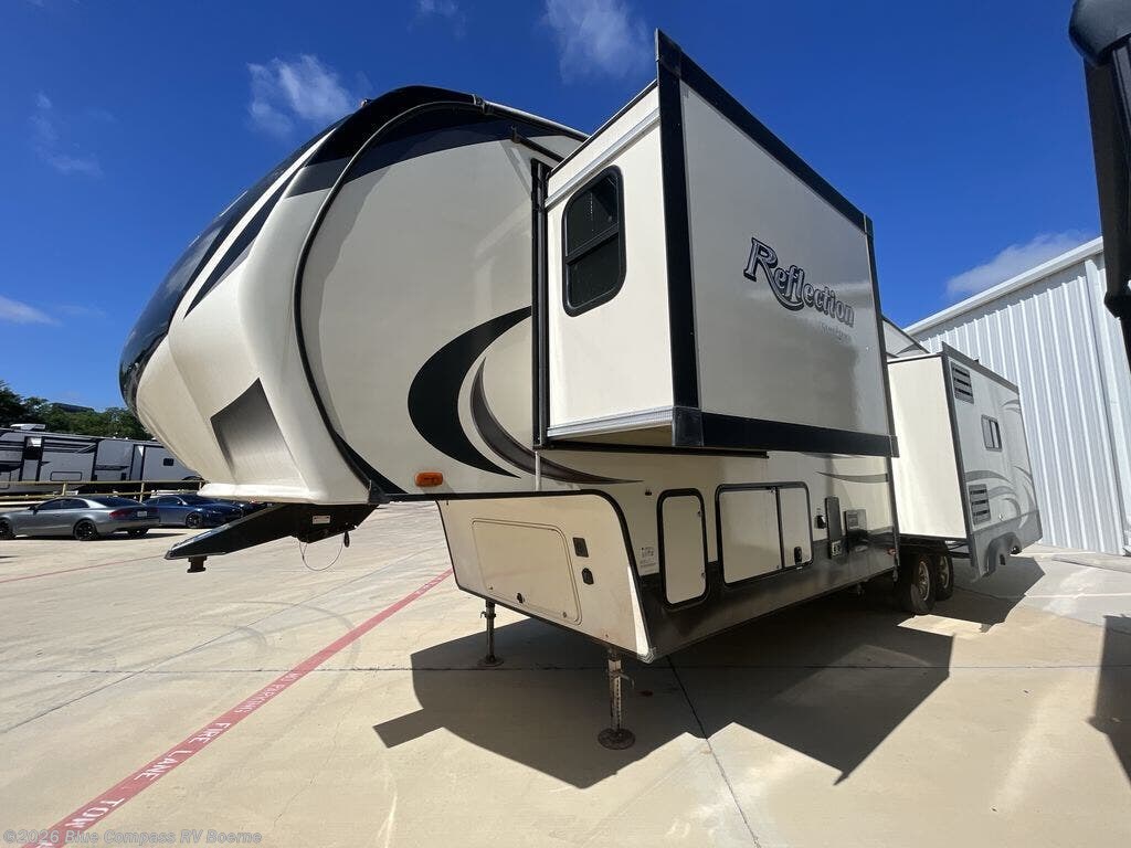 2020 Reflection 337RLS by Grand Design from Blue Compass RV Boerne in Boerne, Texas