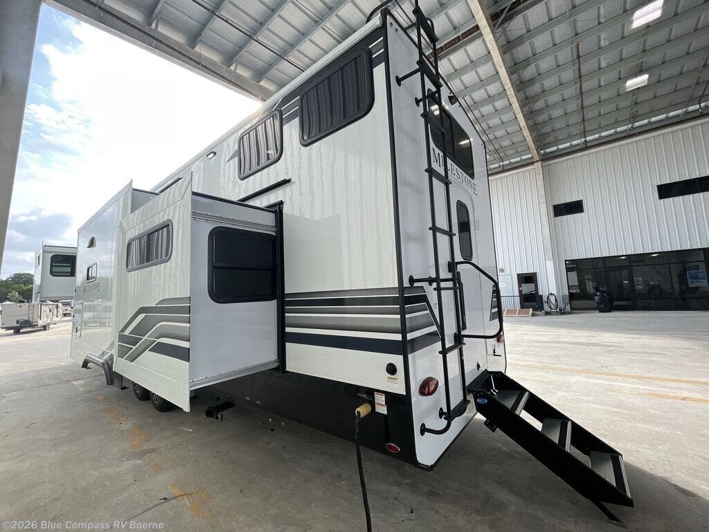 2027 Milestone 39TB by Heartland from Blue Compass RV Boerne in Boerne, Texas