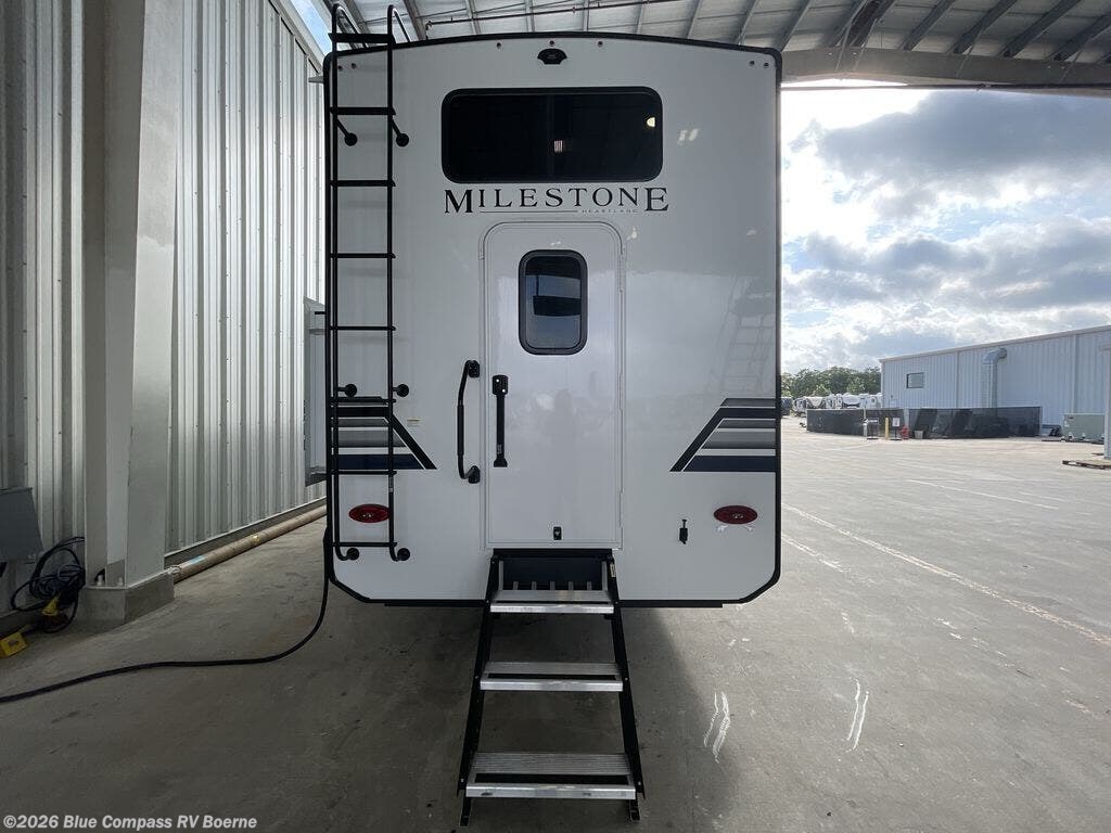 New 2027 Heartland Milestone 39TB available in Boerne, Texas