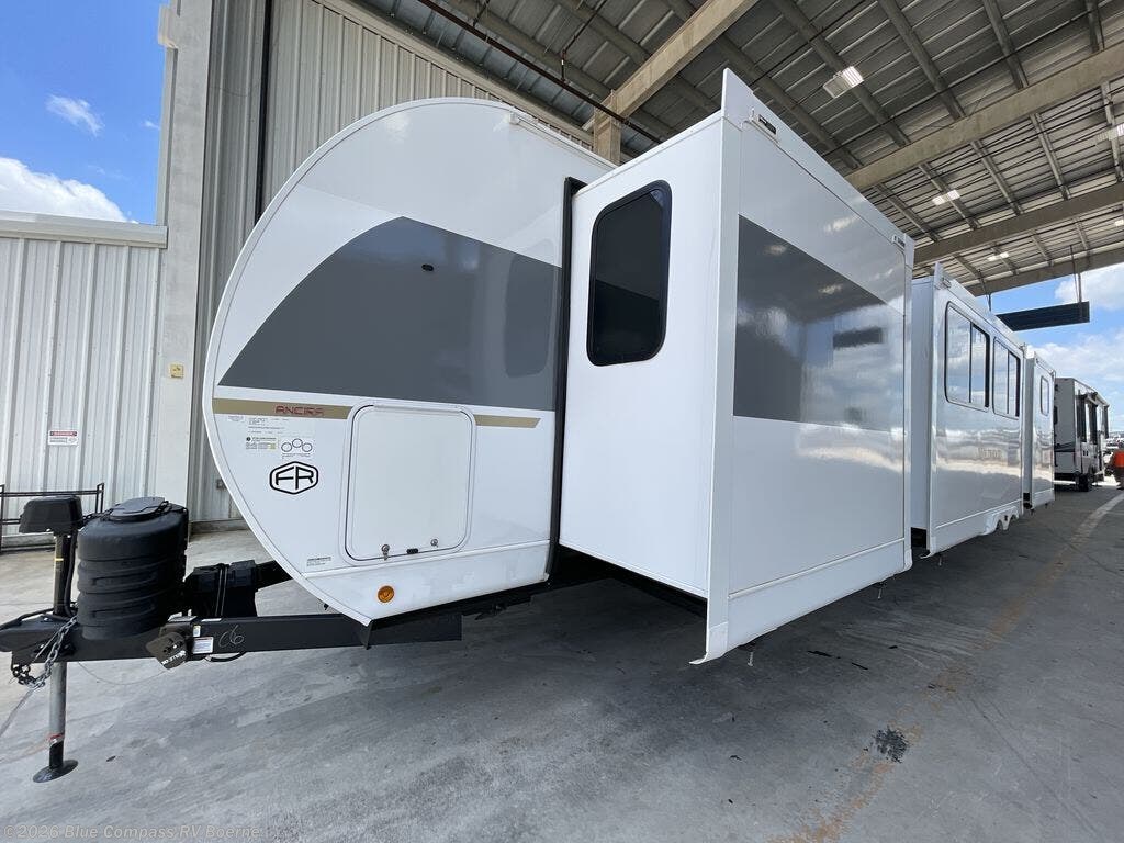 2024 Forest River Wildwood 33TSX - Used Travel Trailer For Sale by Blue Compass RV Boerne in Boerne, Texas
