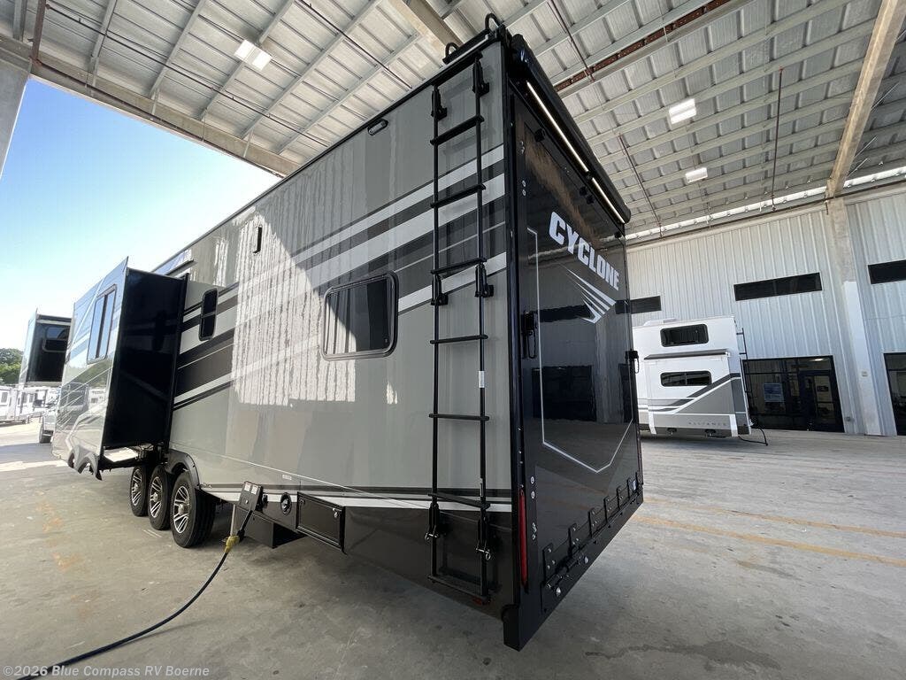 2027 Cyclone 3914 by Heartland from Blue Compass RV Boerne in Boerne, Texas
