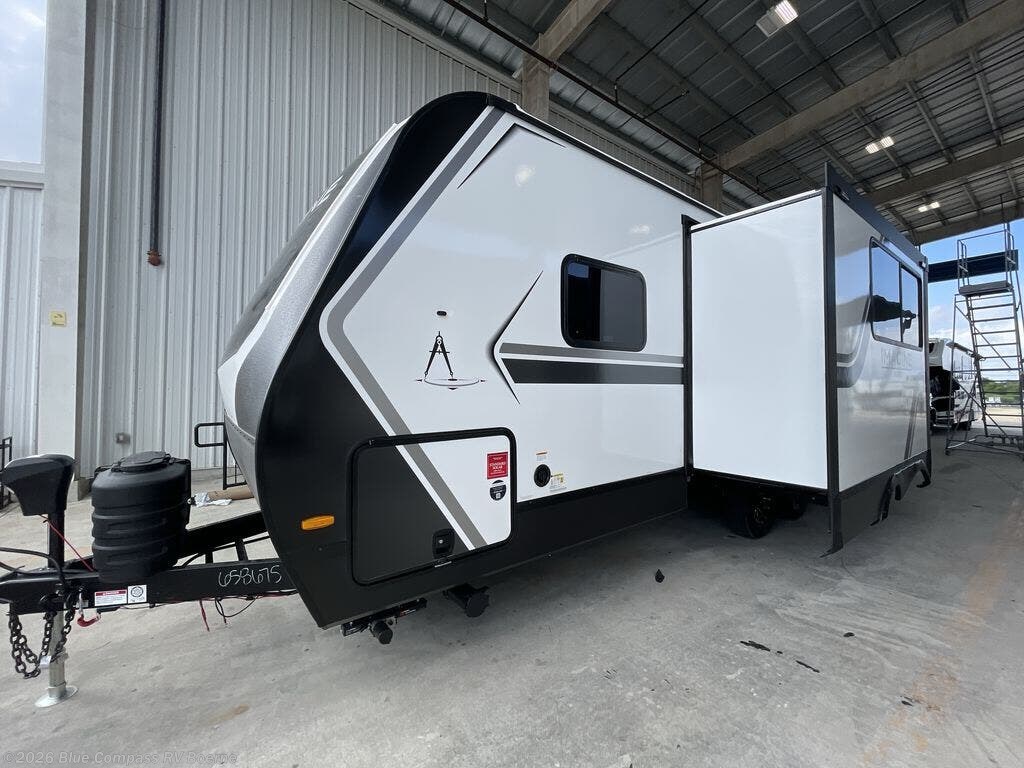 2027 Imagine 2470BH by Grand Design from Blue Compass RV Boerne in Boerne, Texas