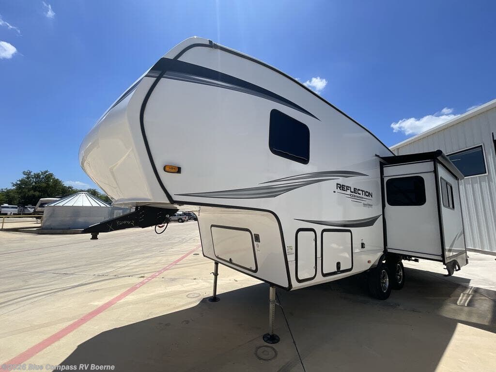 2026 Grand Design Reflection 100 Series 22RK - Used Fifth Wheel For Sale by Blue Compass RV Boerne in Boerne, Texas