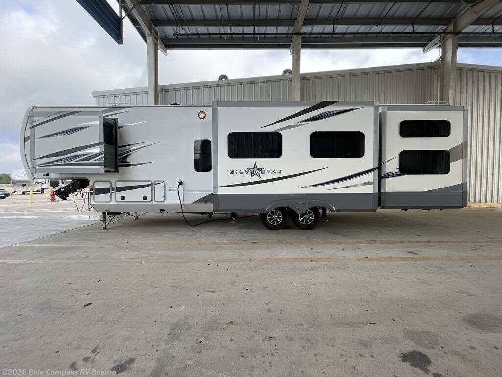 2020 Silverstar 427BHS by Highland Ridge from Blue Compass RV Boerne in Boerne, Texas