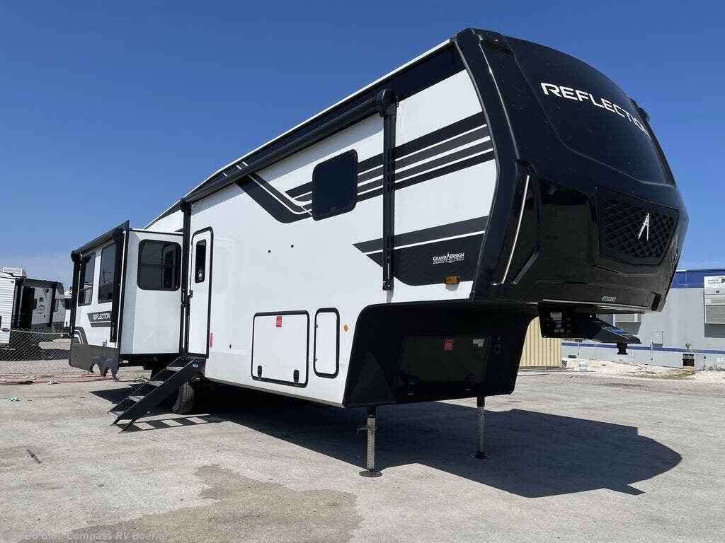 2026 Grand Design Reflection 337RLS - New Fifth Wheel For Sale by Blue Compass RV Boerne in Boerne, Texas