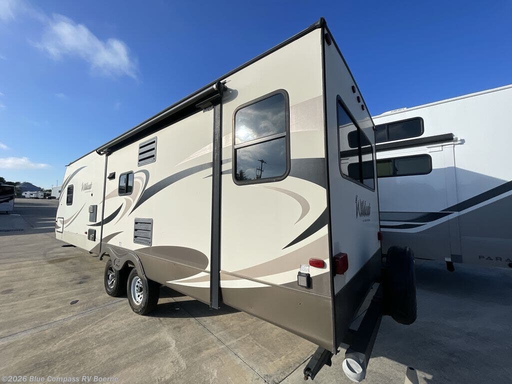 Used 2017 Forest River Wildcat 312RLI available in Boerne, Texas