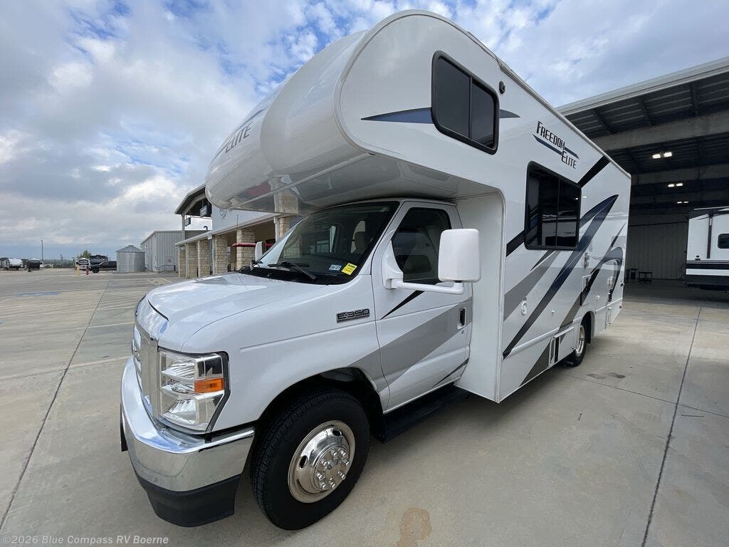 2022 Thor Motor Coach Freedom Elite 22HE - Used Class C For Sale by Blue Compass RV Boerne in Boerne, Texas