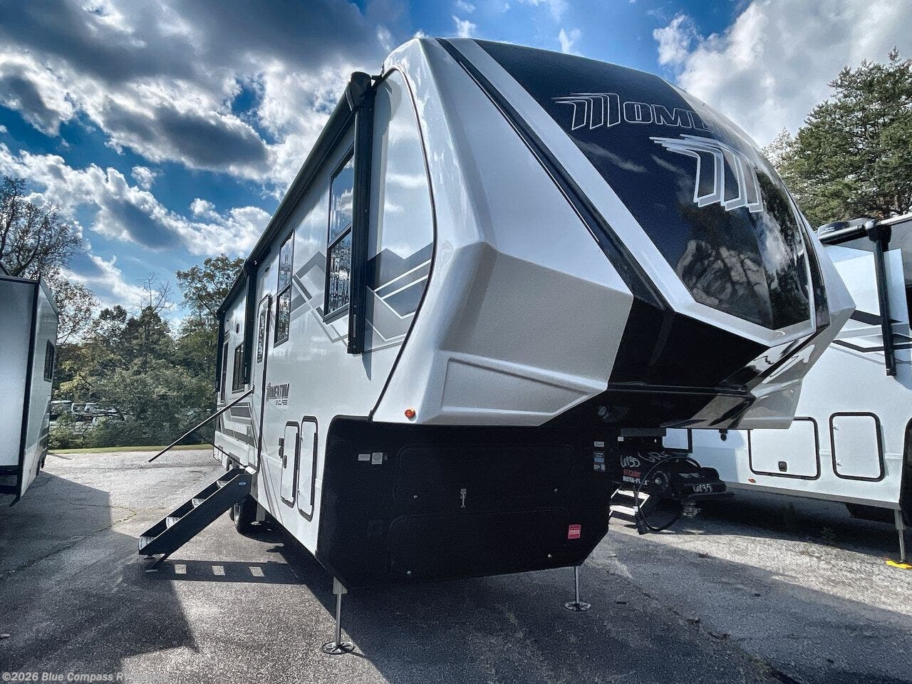2027 Momentum G-Class 325G by Grand Design from Blue Compass RV Boerne in Boerne, Texas