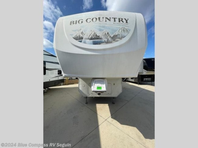 Used 2009 Heartland Big Country 3500 RL available in Seguin, Texas