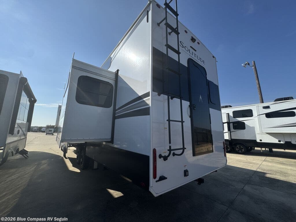 2025 Solitude 391DL by Grand Design from Blue Compass RV Seguin in Seguin, Texas