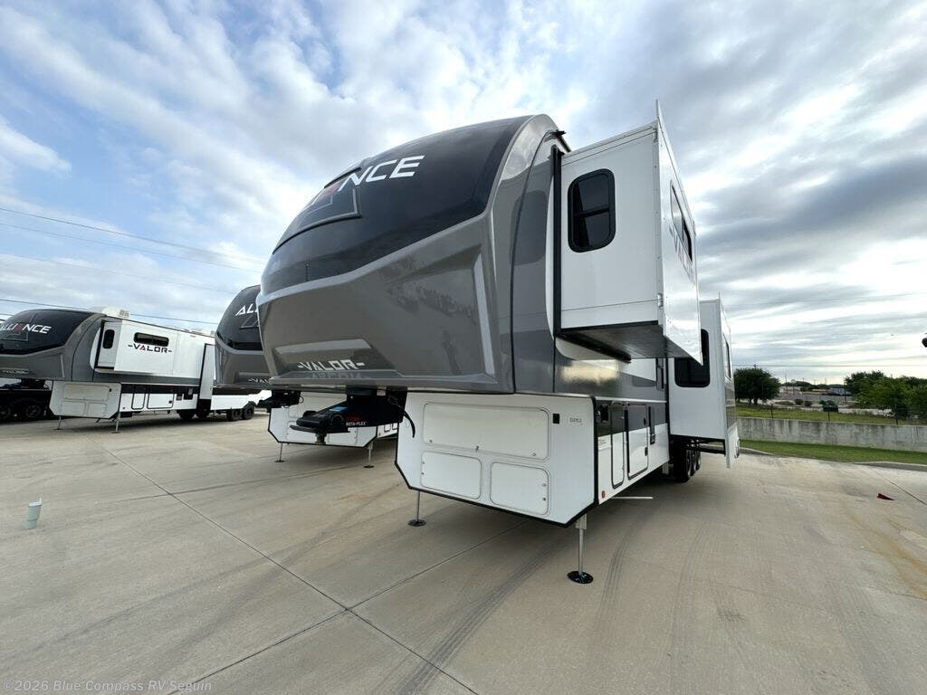 New 2025 Alliance RV Valor 40V13 available in Seguin, Texas