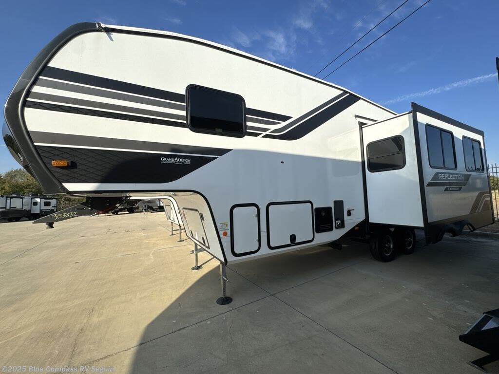 New 2026 Grand Design Reflection 100 Series 28RL available in Seguin, Texas