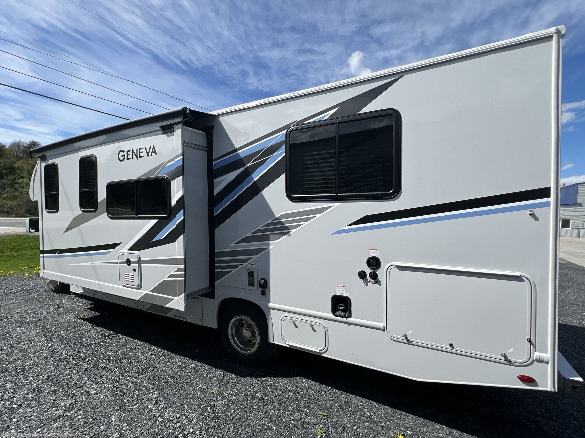 Used 2025 Thor Motor Coach Geneva 28VT available in Seguin, Texas