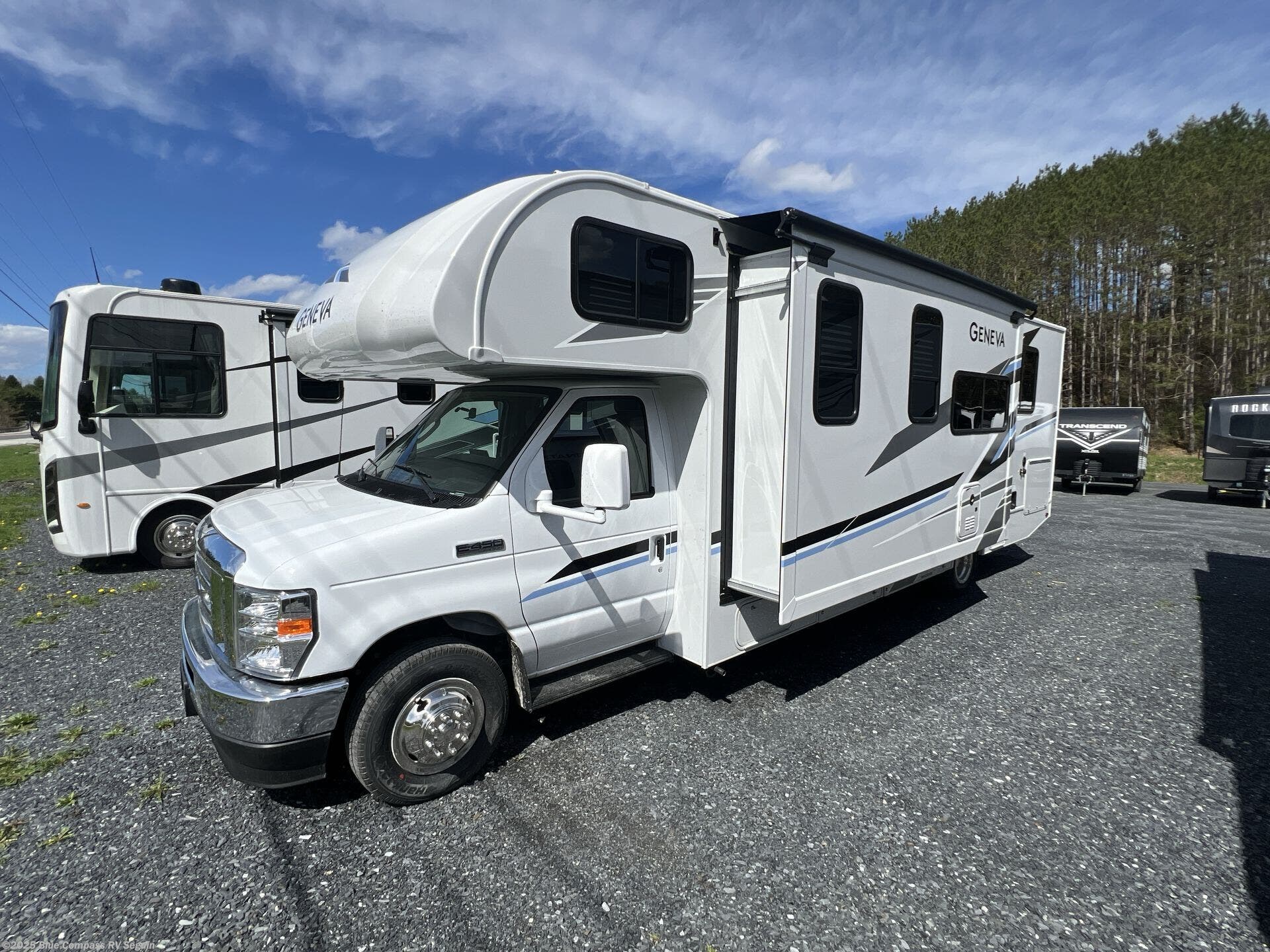 2025 Geneva 28VT by Thor Motor Coach from Blue Compass RV Seguin in Seguin, Texas