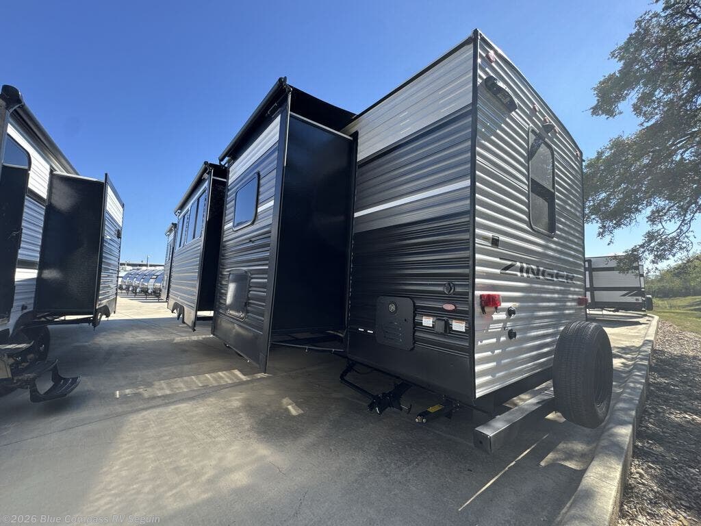 2026 Zinger 390DB by CrossRoads from Blue Compass RV Seguin in Seguin, Texas