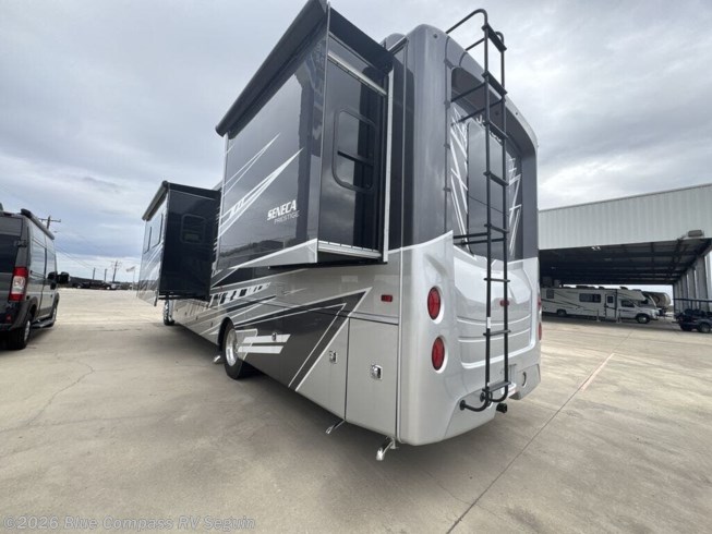 Seguin Rv 2026 Jayco Seneca Prestige 37M #M125401 - For Sale in Seguin, TX