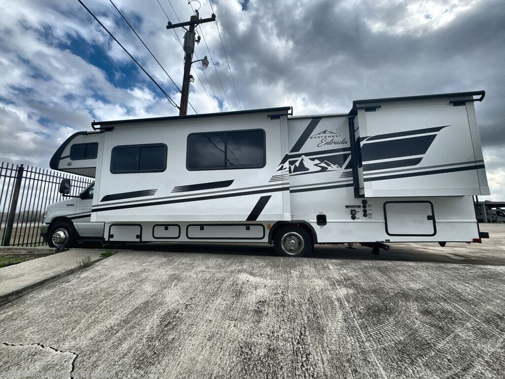 New 2026 East to West Entrada 2950OK available in Seguin, Texas