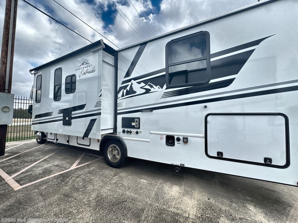New 2026 East to West Entrada 2800S available in Seguin, Texas