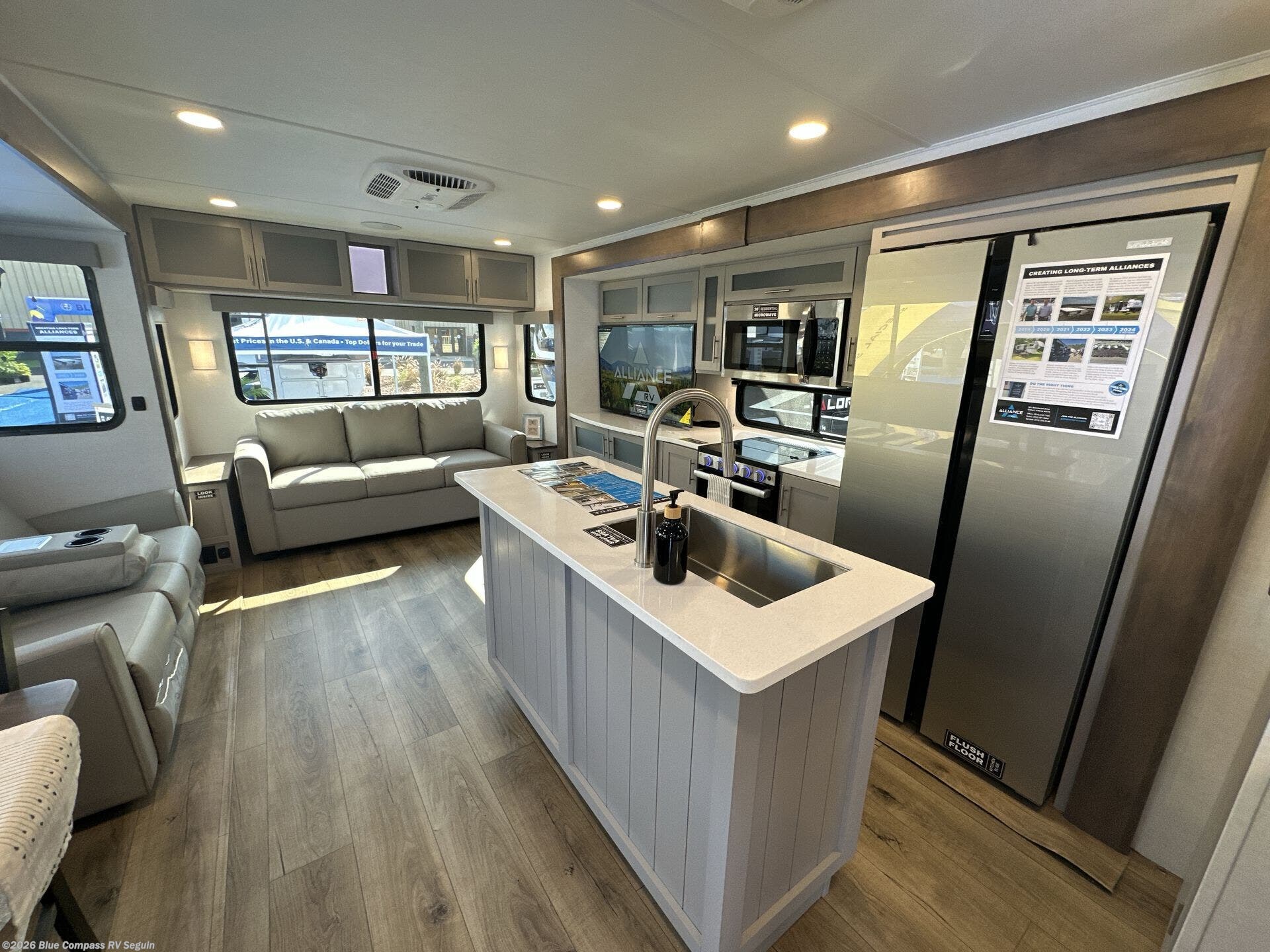 New 2026 Alliance RV Avenue 332RL available in Seguin, Texas