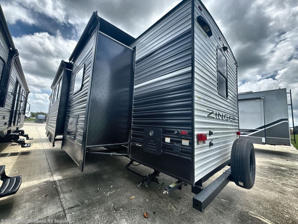 New 2026 CrossRoads Zinger 390DB available in Seguin, Texas