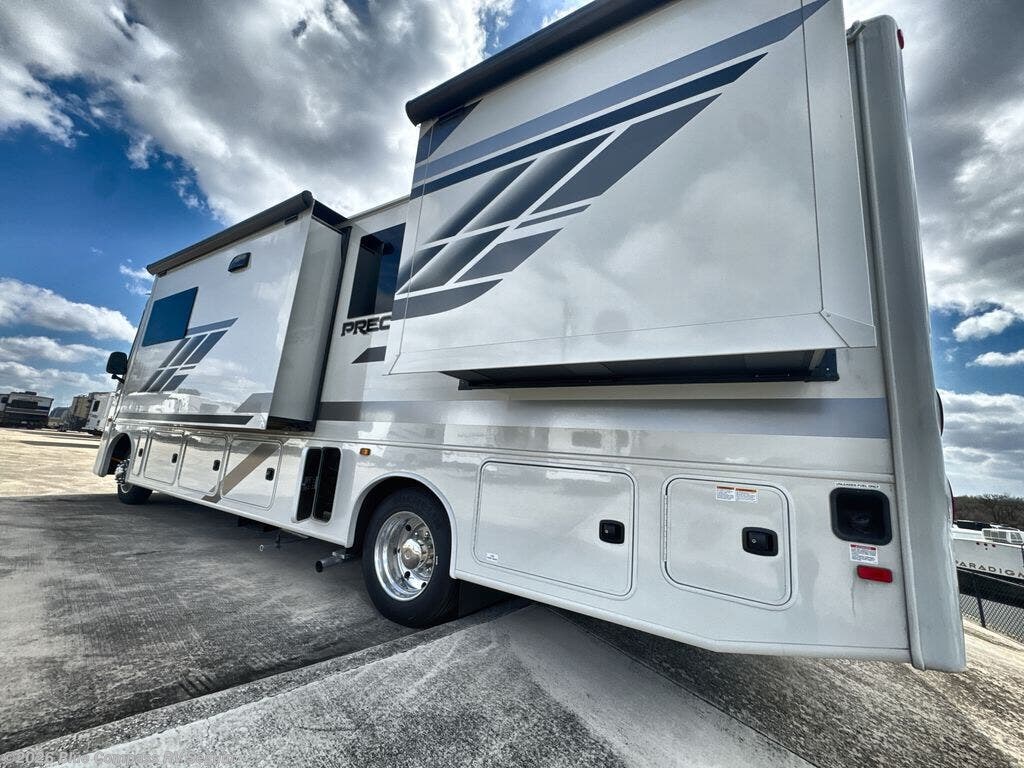 2026 Precept 31UL by Jayco from Blue Compass RV Seguin in Seguin, Texas