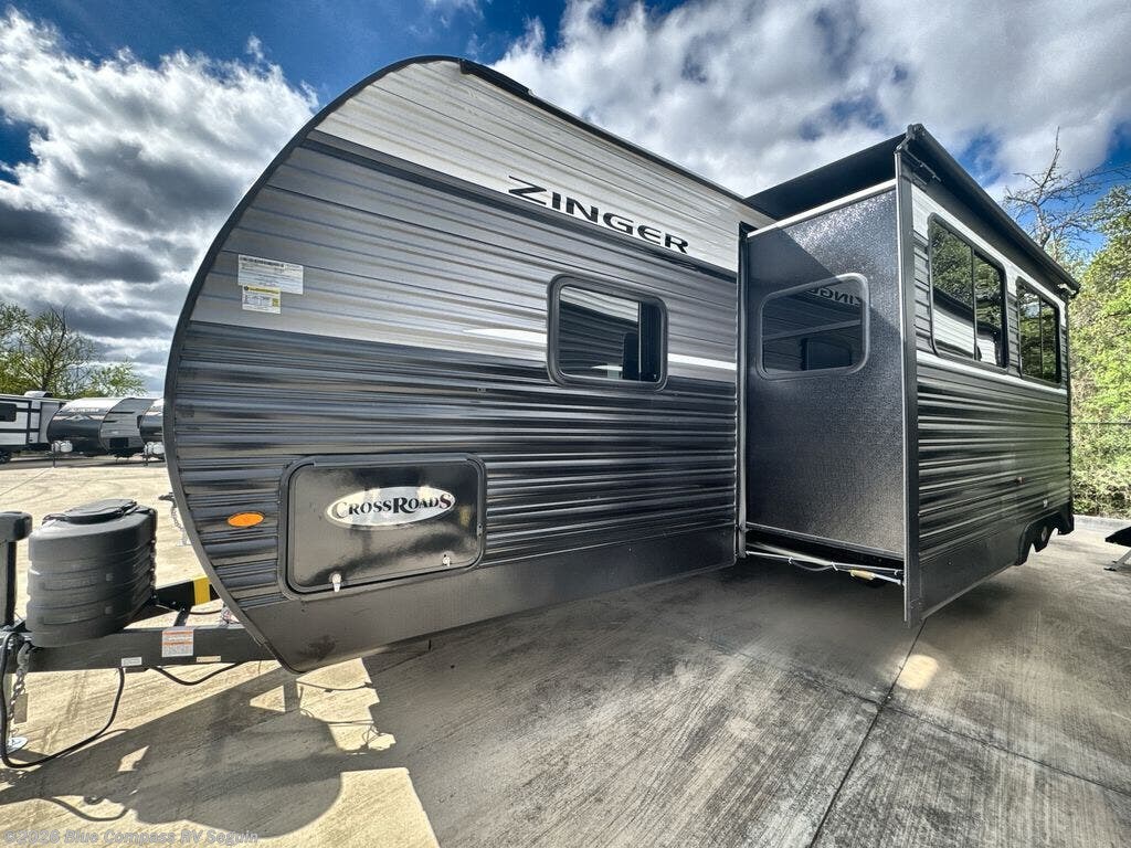 New 2026 CrossRoads Zinger Lite 290QB available in Seguin, Texas