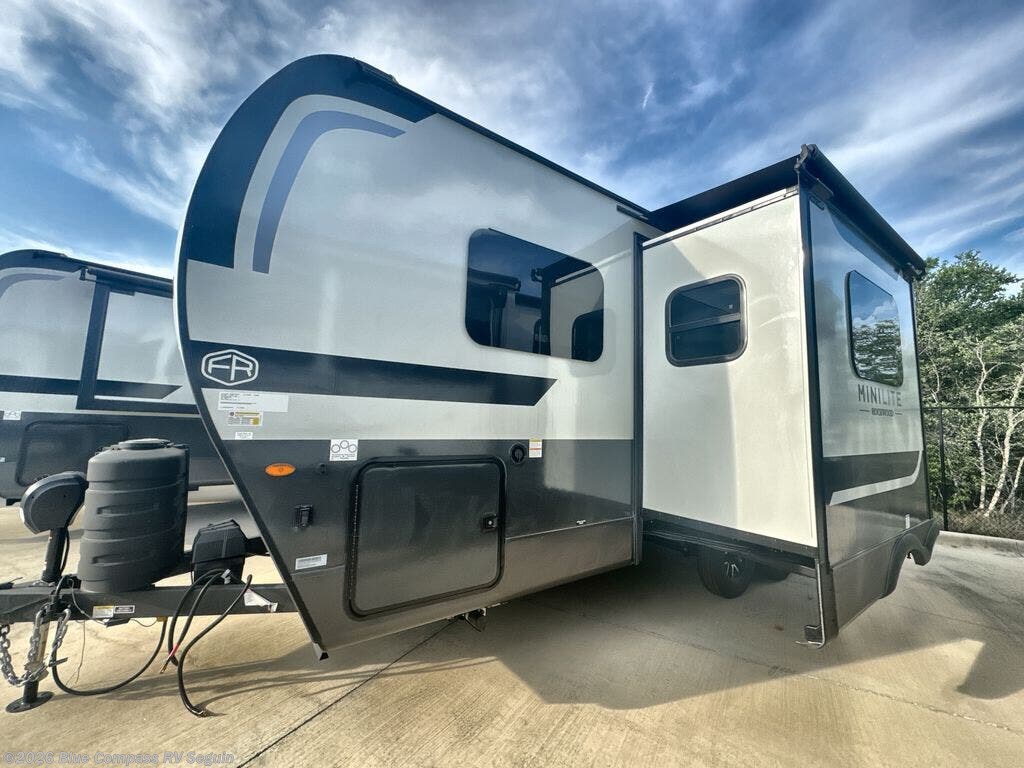 2026 Rockwood Mini Lite 2205S by Forest River from Blue Compass RV Seguin in Seguin, Texas