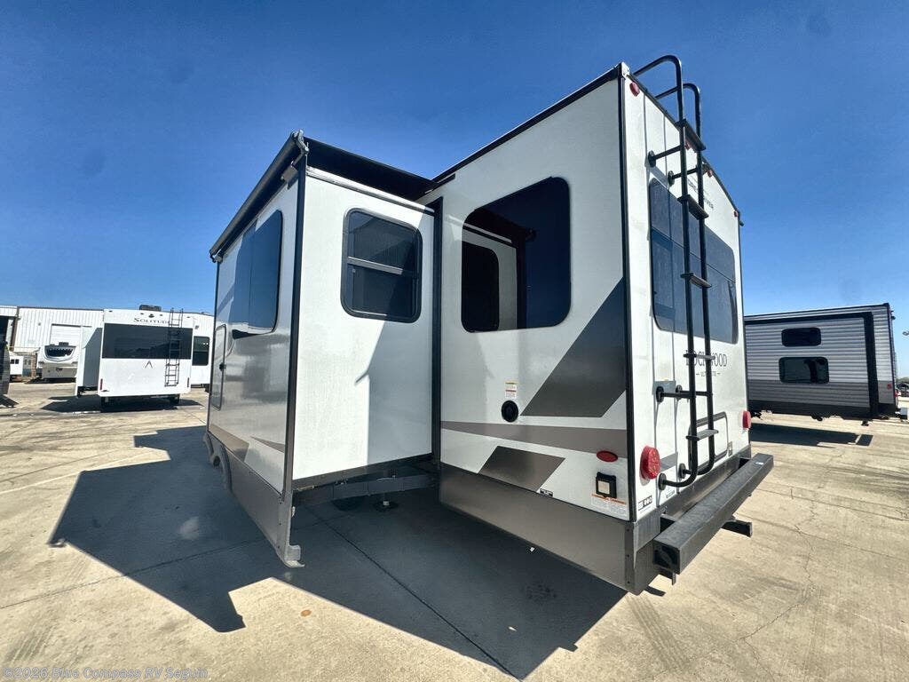 2026 Forest River Rockwood Ultra Lite 2618RD - New Travel Trailer For Sale by Blue Compass RV Seguin in Seguin, Texas