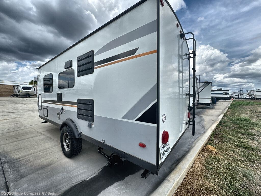 2020 Forest River Rockwood Geo Pro 19FD - Used Travel Trailer For Sale by Blue Compass RV Seguin in Seguin, Texas