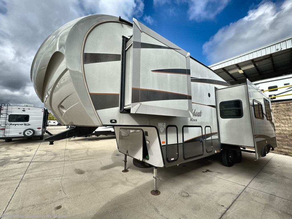 Used 2017 Forest River Wildcat 262RGX available in Seguin, Texas