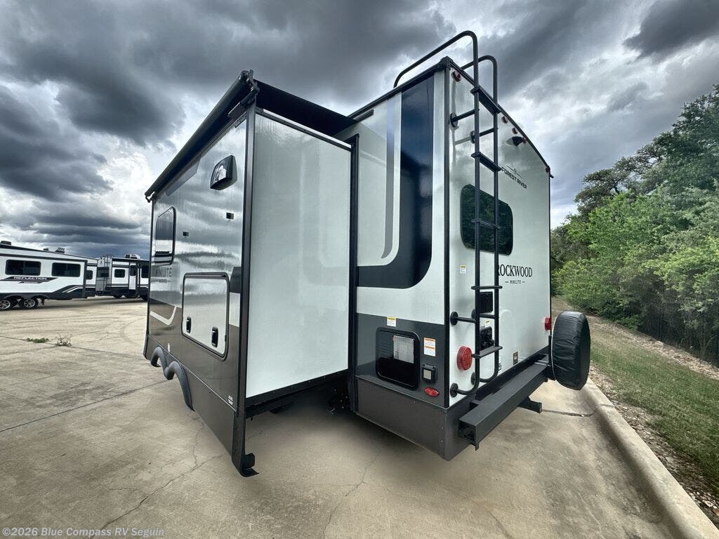 2026 Forest River Rockwood Mini Lite 2522FB - New Travel Trailer For Sale by Blue Compass RV Seguin in Seguin, Texas