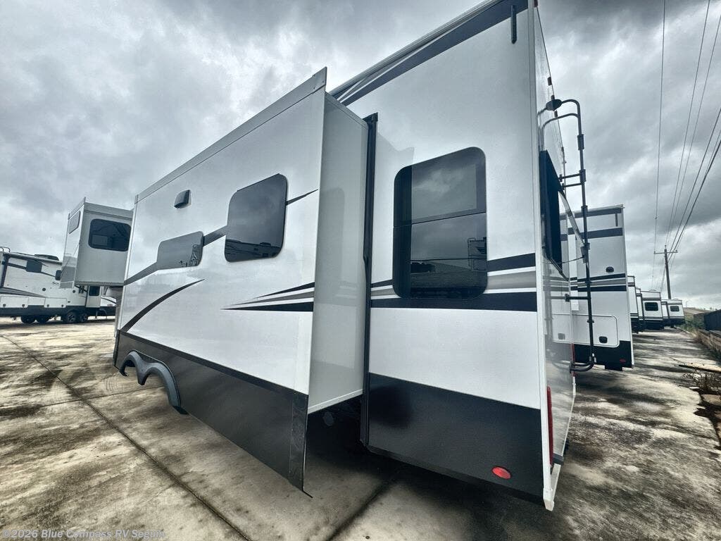 2026 Solitude 310GK by Grand Design from Blue Compass RV Seguin in Seguin, Texas