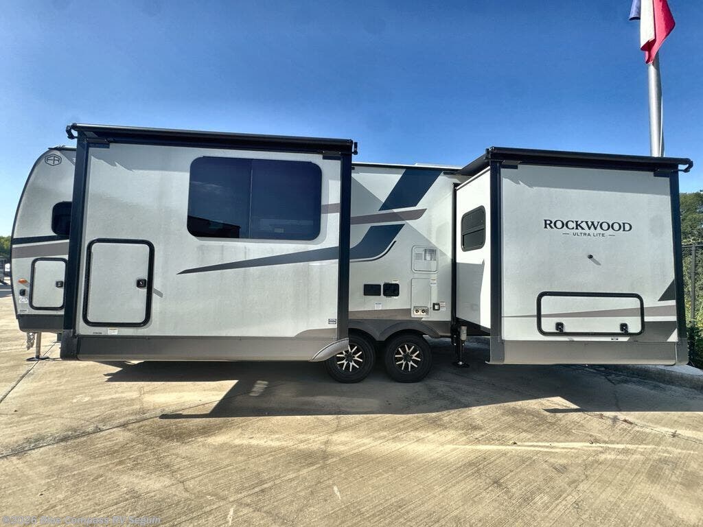 2026 Rockwood Ultra Lite 2619FK by Forest River from Blue Compass RV Seguin in Seguin, Texas