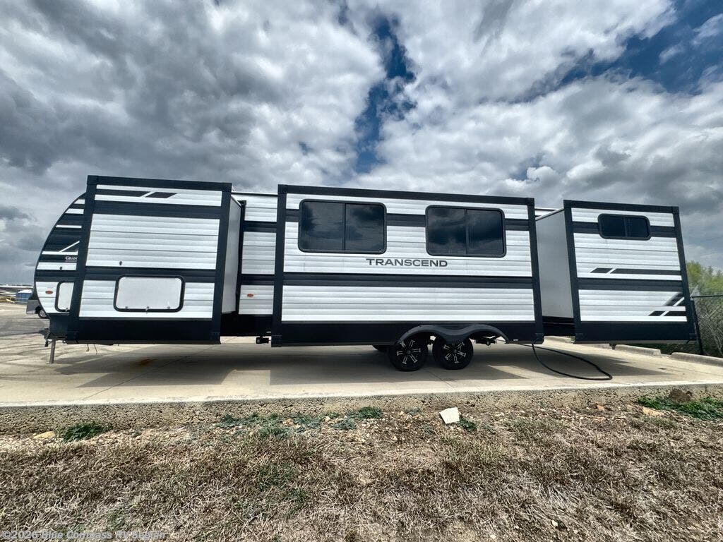 2026 Transcend Xplor 335BHT by Grand Design from Blue Compass RV Seguin in Seguin, Texas
