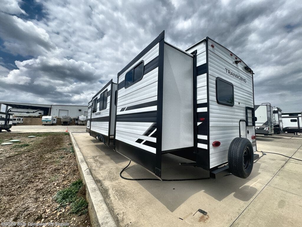2026 Grand Design Transcend Xplor 335BHT - New Travel Trailer For Sale by Blue Compass RV Seguin in Seguin, Texas