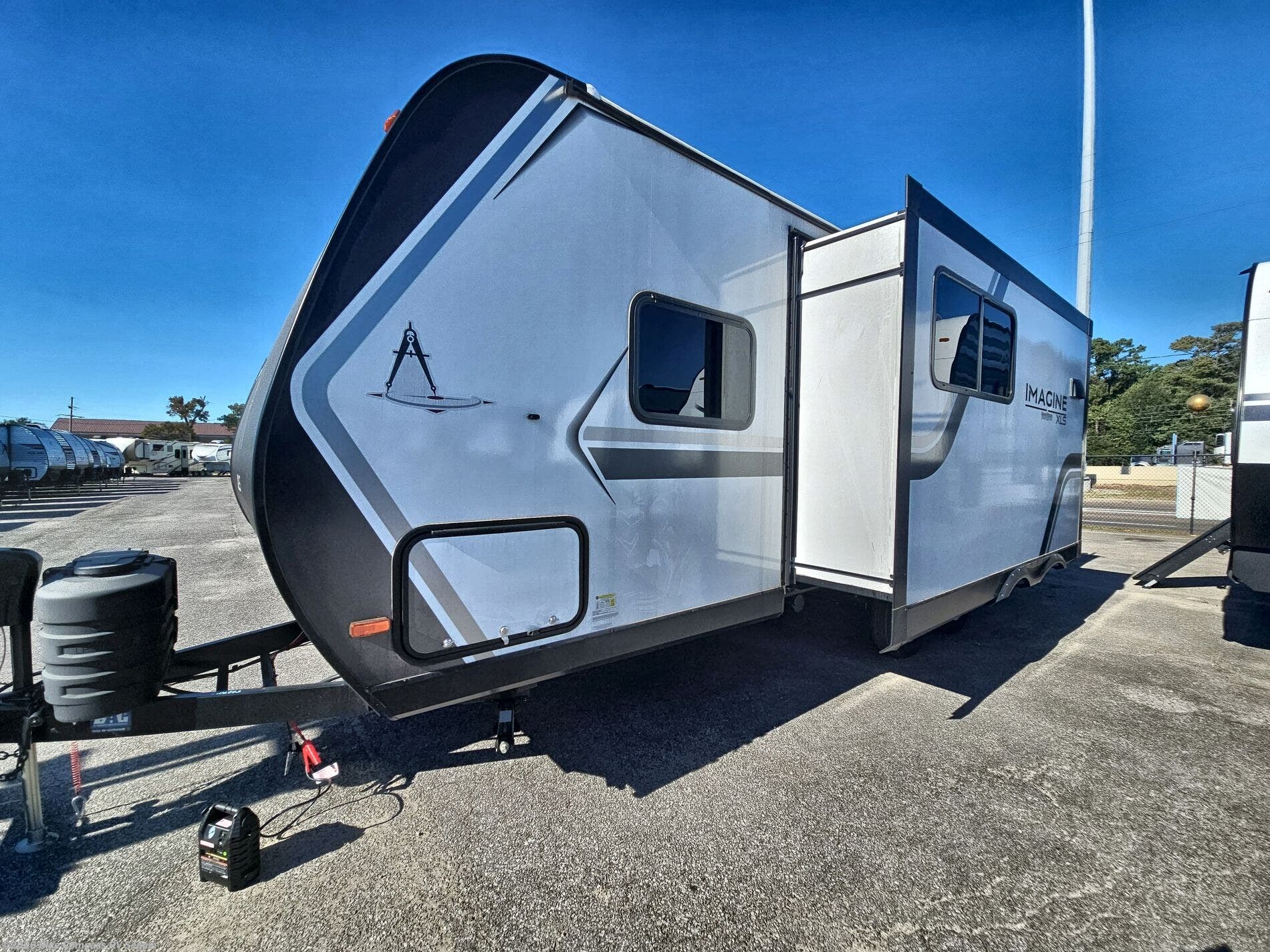 2026 Imagine XLS 21MBE by Grand Design from Blue Compass RV Seguin in Seguin, Texas