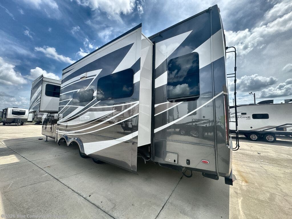 Used 2022 Vanleigh Beacon 39GBB available in Seguin, Texas