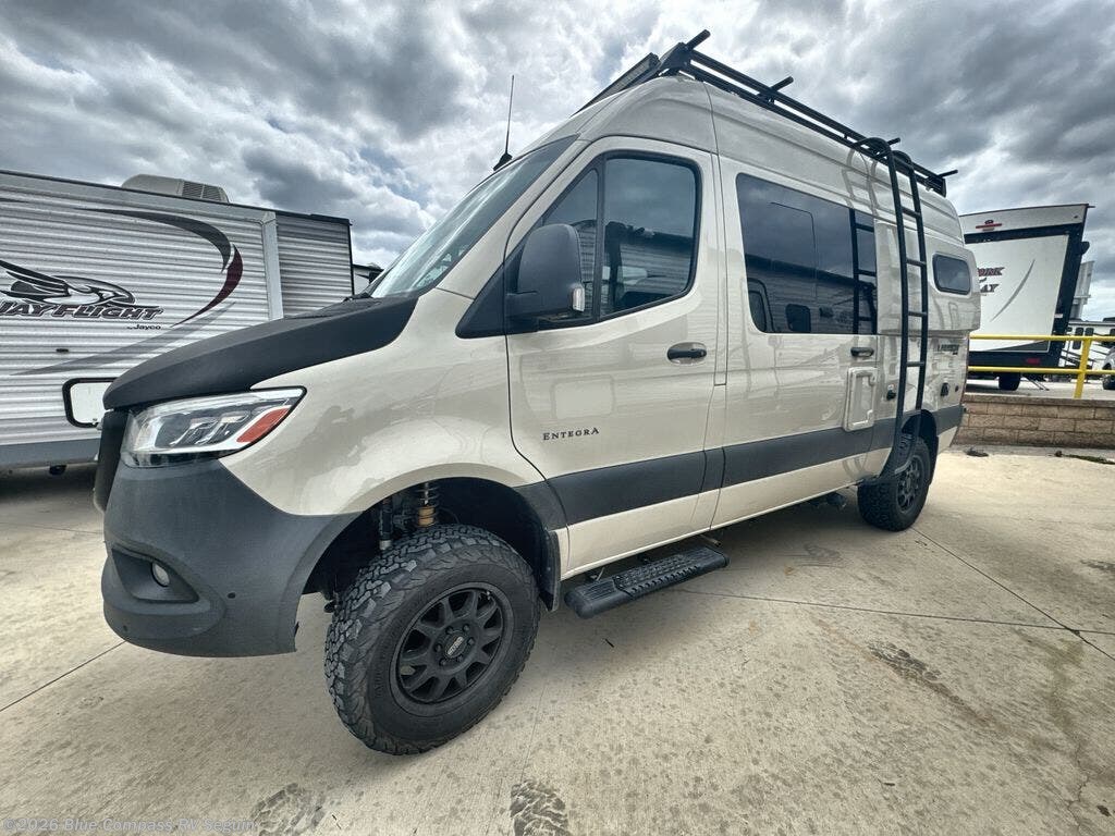 Used 2023 Entegra Coach Launch 19Y available in Seguin, Texas