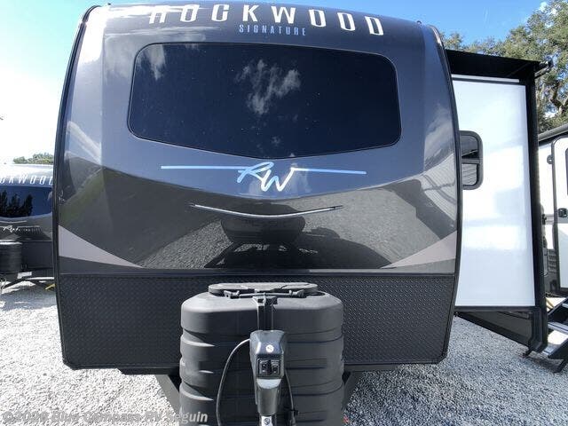 2026 Forest River Rockwood Signature 8337RL - New Travel Trailer For Sale by Blue Compass RV Seguin in Seguin, Texas