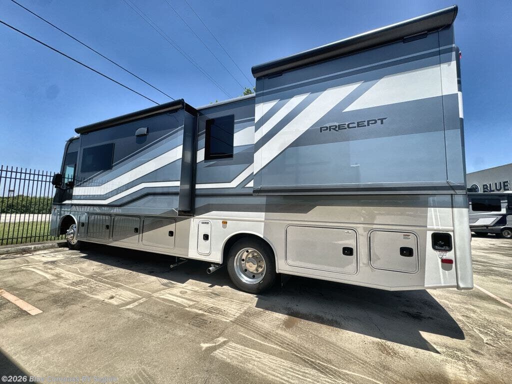 2026 Precept 31UL by Jayco from Blue Compass RV Seguin in Seguin, Texas
