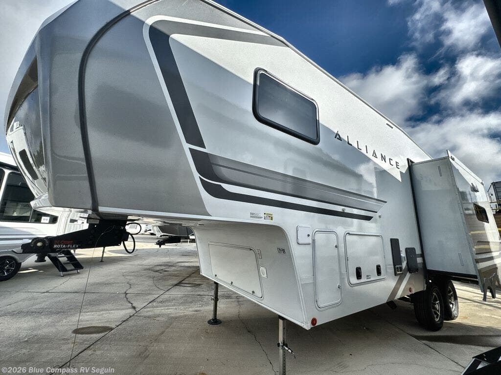 2027 Avenue All-Access 25RL by Alliance RV from Blue Compass RV Seguin in Seguin, Texas